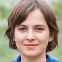 Anja (25-35)