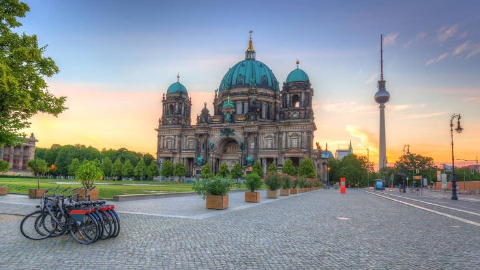 Berlin Städtereise mit abendlicher Sightseeing-Bustour foto 1