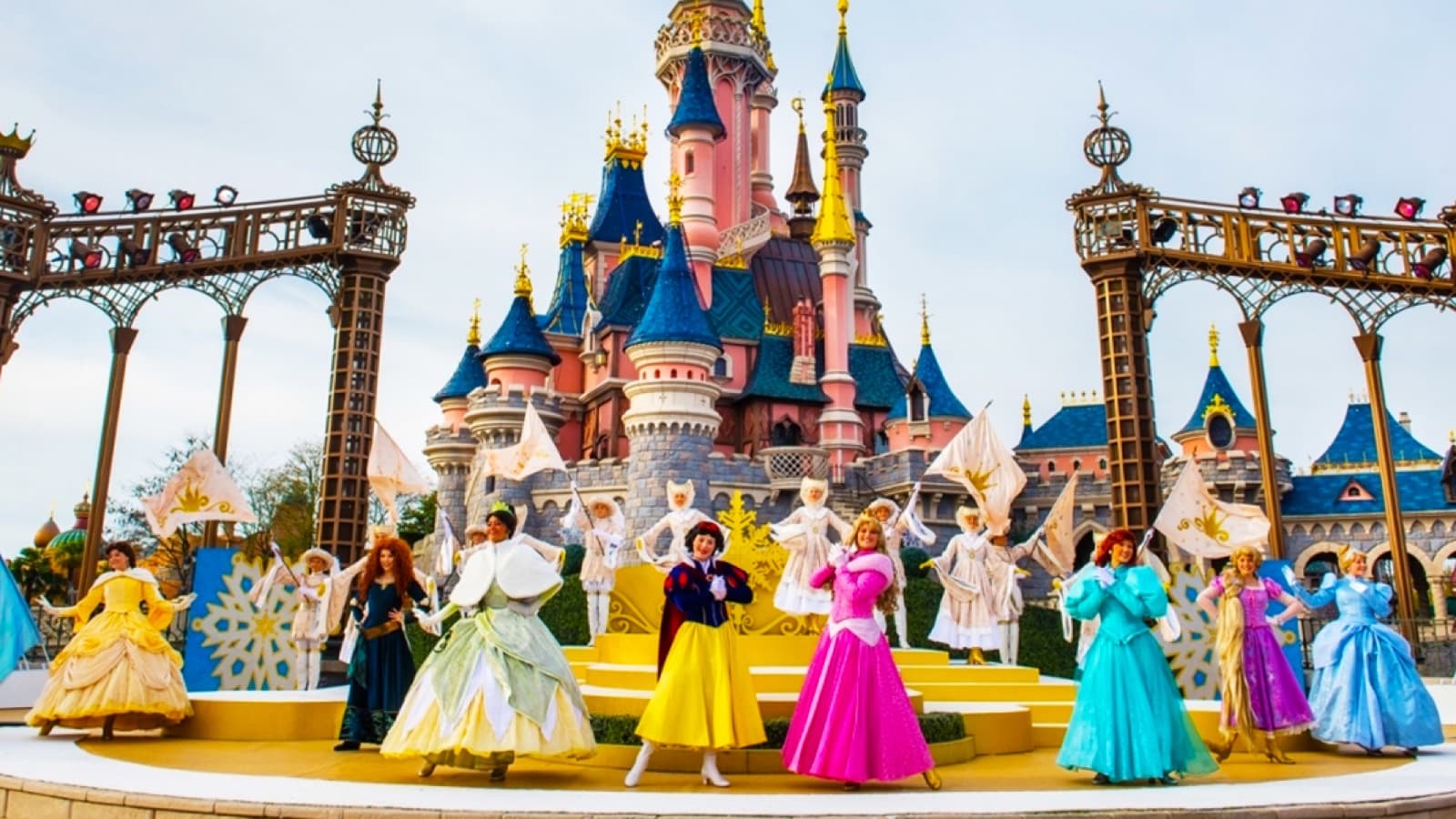 Disneyland® Paris – 1 Tag Eintritt in den Disneyland® Park & ​​Walt Disney Studios® mit Hotel foto 2
