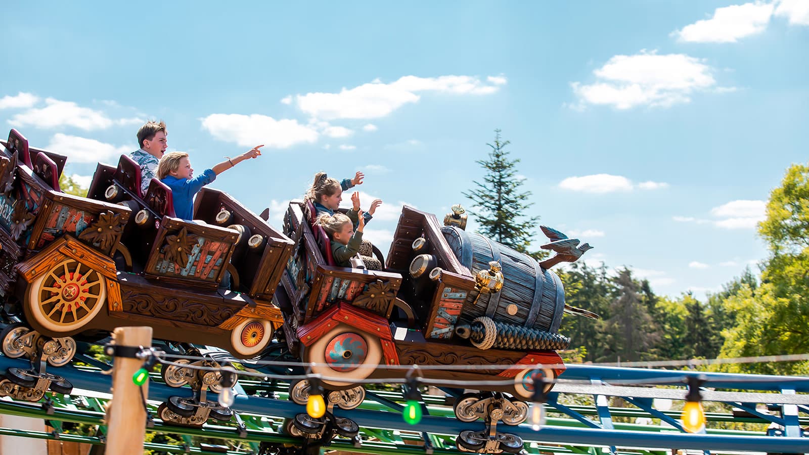 Efteling Attractiepark – Dagkaart met Hotel & Ontbijt foto 3