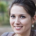 Greta (25-35)
